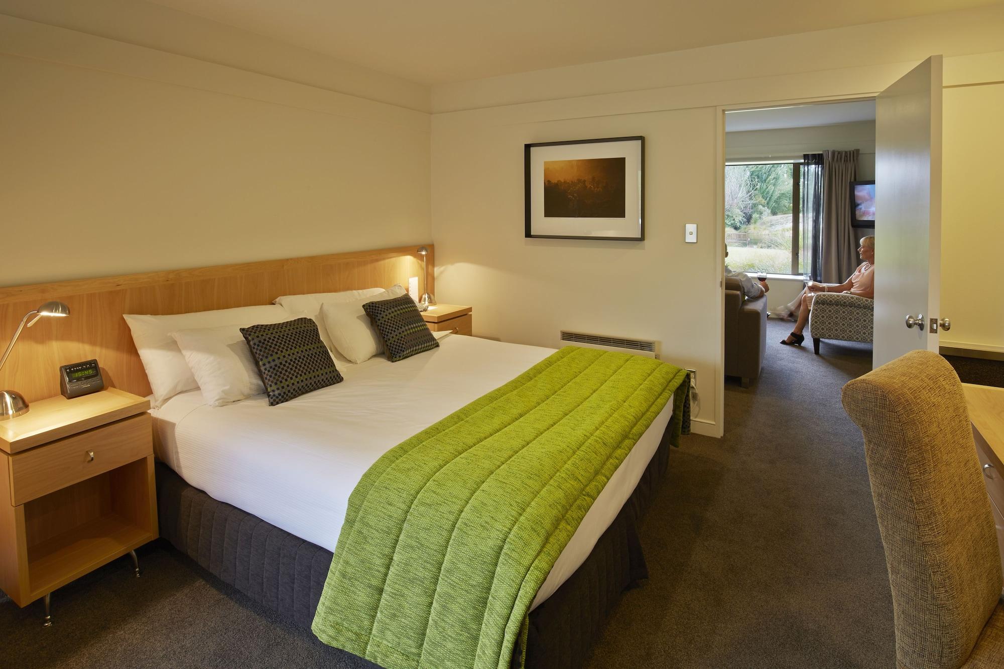 Edgewater Hotel Wanaka Extérieur photo