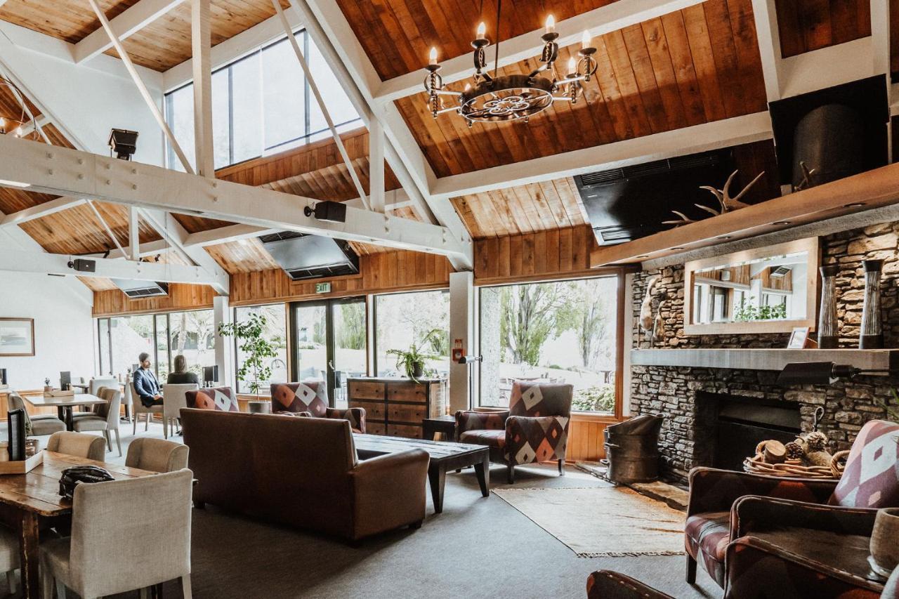 Edgewater Hotel Wanaka Extérieur photo