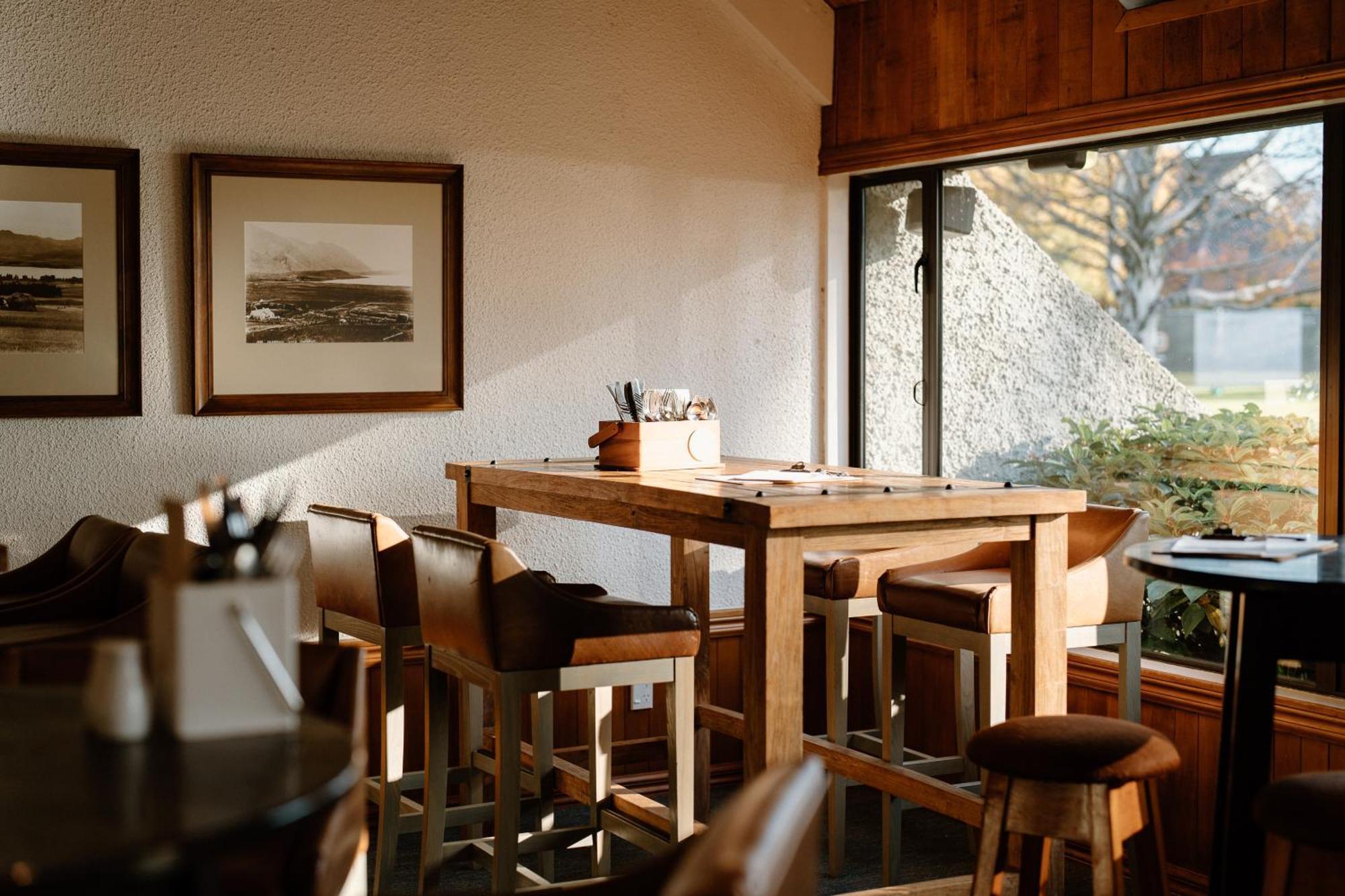 Edgewater Hotel Wanaka Extérieur photo
