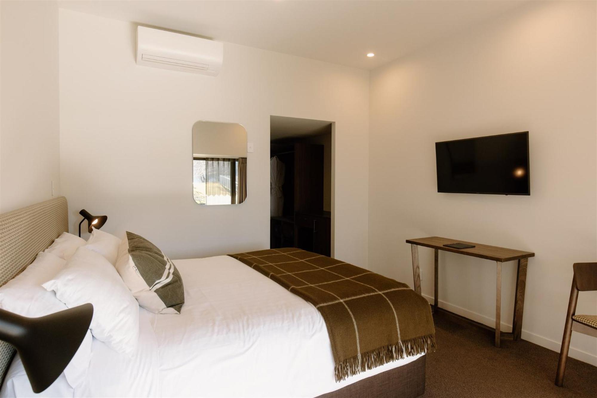 Edgewater Hotel Wanaka Extérieur photo